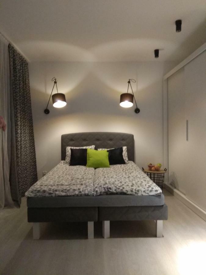 Apartament Nikola วอร์ซอ ภายนอก รูปภาพ